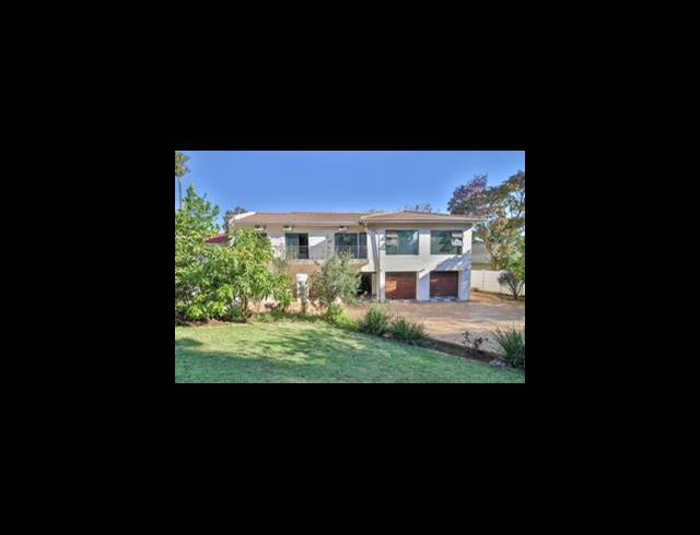 6 BEDROOM HOUSE FOR SALE IN BRAMLEY PARK